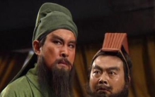 关羽是不是三国时期的人(关羽当年要是跟了曹操会怎么样)