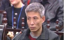 东北乔四爷的故事为赶走钉子户砍断自己一根手指