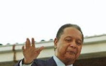 恐怖的海地前总统杜瓦利埃曾当众将活人剥皮蒸食人类内脏