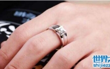 中指戴戒指什么意思，表示已经订婚名花有主