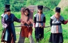 为啥古代押运女囚犯 衙役都要抢着去（犯人流放）