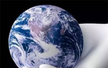 人类每年开采百亿吨矿藏 地球会因此减重吗 会靠近太阳吗