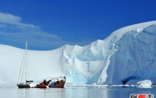 南极冰川最厚的地方厚度超4000米（12个埃菲尔铁塔的高度）