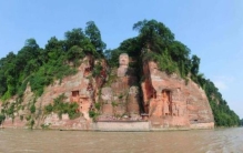 乐山大佛闭眼发生灾难事件,乐山大佛真身全部显露有什么说法