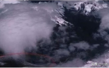 小伙子在飞机上拍到真龙背后到底发生了什么事情「飞机拍到真龙照片」