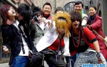 low是什么意思，什么样的人算是low逼(低端不入流)