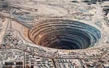 苏联怎么不继续挖地球?难道是因为挖到了地狱的开口（谣言）