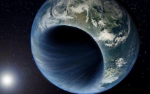 难道地心人真的存在吗智利一铜矿惊现神秘天坑深不见底