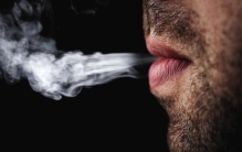 希特勒禁止吸烟,世界上第一个控烟日是哪年