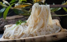 越南老表的七大奇葩美食：原味千层毛肚上榜，你吃过吗？