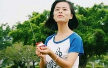 马云的女儿马雪照片曝光，五官清秀眉眼之间酷似马云