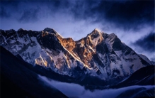 世界第四高峰是什么 洛子峰（海拔8516米喜马拉雅一部分）