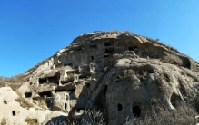 中国奇闻录探秘悬崖上的豪宅在哪「中国奇闻录探秘悬崖上的豪宅」