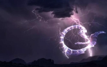 蛇真的会渡劫成龙吗「长江走蛟安徽巨蟒渡劫蛇真能修炼成龙吗如何用科学解释」