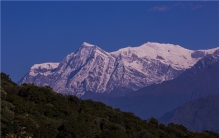 世界第七高峰是哪个 道拉吉里峰（海拔高度8167米）