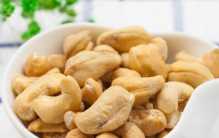 十大健康坚果排行榜：核桃仁上榜，腰果居榜首