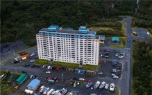 世界上最孤独的小镇 惠蒂尔小镇（一栋楼完成所有事）