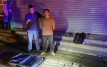 藏毒车被盗 毒贩心存侥幸去报案当场被抓