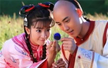 她陪了乾隆65年，78岁高龄还被翻牌子，儿子差点成为乾隆的接班人