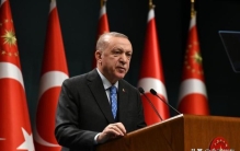 现在也许只有埃尔多安能劝得动普京了吧,普京与埃尔多安名场面