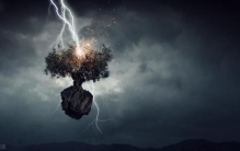 那些关于闪电带来的福音怪诞与奇闻异事的故事,奇异的闪电现象