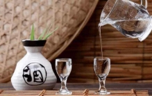 白酒会过期吗?白酒放了50年还能喝吗