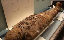 中世纪欧洲人有多疯狂？一天吃掉上万具木乃伊，吃了3000多年