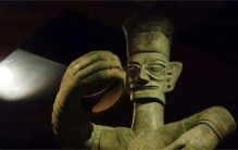 四川在战国叫蜀郡  在秦汉叫益州  为何现在叫四川而非七川或三川