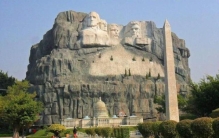 美国总统头像山的四位总统分别是谁,美国总统头像是哪三个