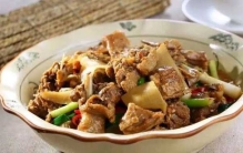 韶关最有名的十大特色美食，酸笋鸭排第一位