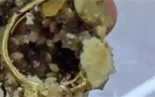 五仁月饼中吃出金戒指 厂家回应 回应内容为何