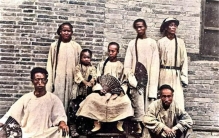 老年间有个以行骗为业的门派门中弟子全都是忽悠界的佼佼者