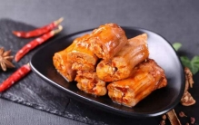 鸭脖子吃多了好不好?经常吃鸭脖是否会致癌