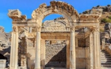 揭秘土耳其阿尔忒弥斯神庙的由来，毁灭的原因(遗址图片)