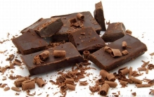 吃黑巧克力的好处和坏处 100%纯黑巧克力减肥吗