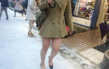 世界上最不怕冷的女人 日本女人（寒风凌冽中穿短裙）