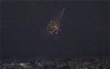 以军用白磷弹 现场人员称闻到大蒜味 以方否认