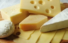 芝士是什么?发酵后的浓缩奶，含钙量是牛奶的8倍