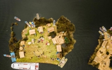 水上漂流千年的部族芦苇搭建可移动城堡现在怎么样了