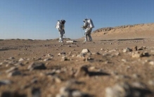 2030年未来人预言 2019年不明飞行物入侵地球