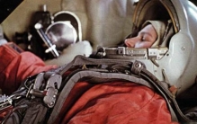 女宇航员太空集体受孕?其中一人生下孩子和正常婴儿无异