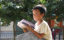 湖南哑童开口说话,湖南三岁哑巴男孩突然开口说话