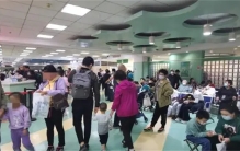 阿奇霉素卖断货 医院药店辟谣 药品供应充足无需囤积