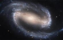 连光都要跑几百亿年，太空中的望远镜，为啥能瞬间看到星系？