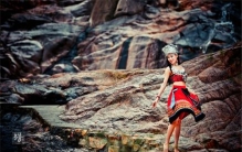 苗疆蛊术里情蛊是真的吗 大概率小说情节（虚假不可信）