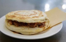 去西安必吃的10大经典美食：金线油塔上榜，肉夹馍独占鳌头