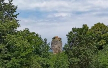 女人勿进，世界上最神圣的“生命支柱”，最接近上帝的地方