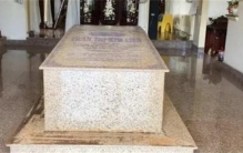 世界上最“重口味”的别墅，客厅中央有座坟墓