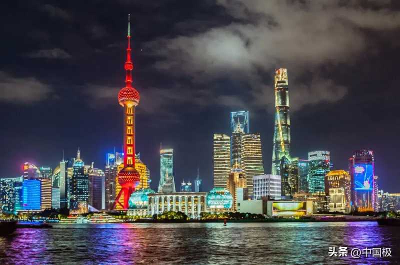 全国10大城市重新洗牌：上海高居第1，成都入围，天津高于广州