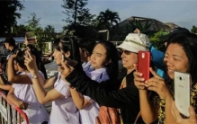 中泰等国合力，8名少年足球队员成功获救，已被困溶洞16天